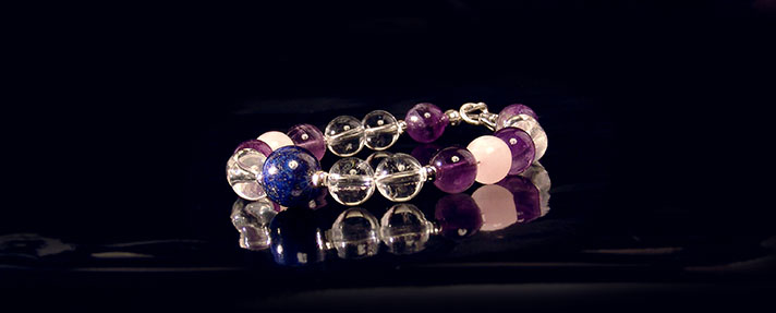 Edelstein Heilschmuck Armband mit Bergkristall, Rosenquarz, Amethyst und Lapislazuli von Astro Soforthilfe