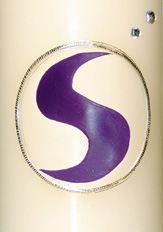 Stefanies Lichtkreis, Lichtkreiskerze, Ruhe, Besinnung, innere Einkehr, seelische Ausgeglichenheit, Fürbitten, neue Wege, neue Hoffnung, Gerechtigkeit, Frieden innerhalb der Familie, gute Freunde, Liebe, Wunder, Gesundheit, Lichtkreis, Energiekreis, Stefanie, Stefanie aus Kolbermoor, Astro Soforthilfe, Mein Glückspartner, Mein Astro Flirt, aZAZZ, Caudex Verlag, Engel hilf, Thomas Everett, Tomm Everett Stefanies persönlich aufgeladene Lichtkreis Kerze verstärkt die Kraft im Lichtkreis und symbolisiert auf besonders schöne Weise Stefanies übersinnliche Kräfte